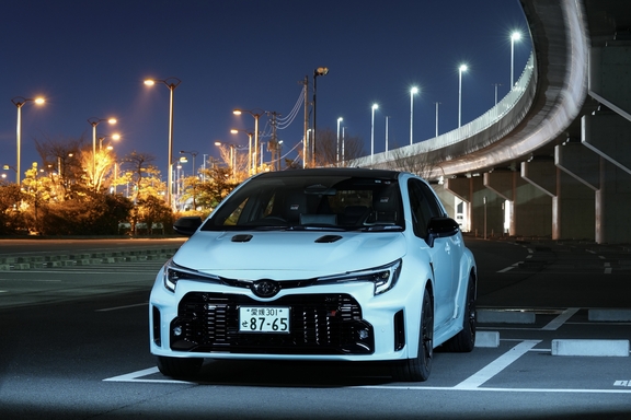 セブンスターレンタカー GRカローラ4